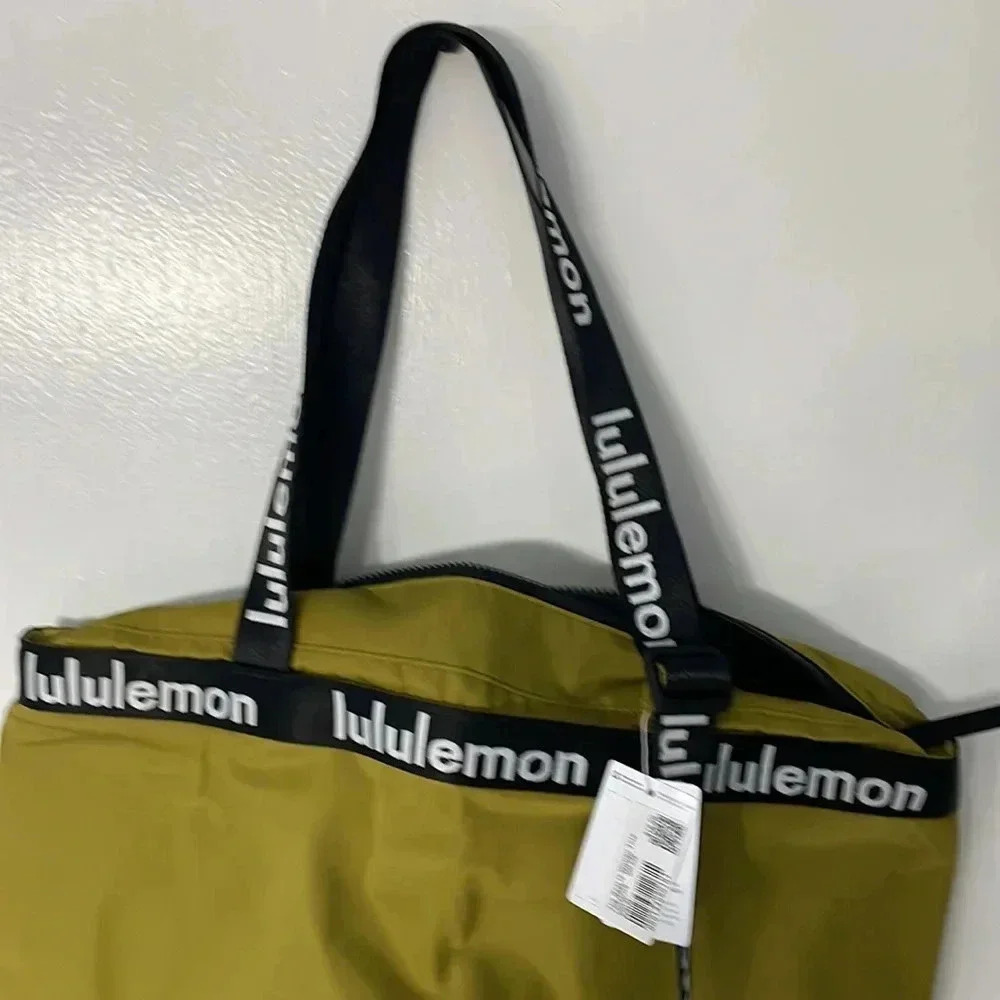 Lululemon the rest is written tote - Picture 3 of 7